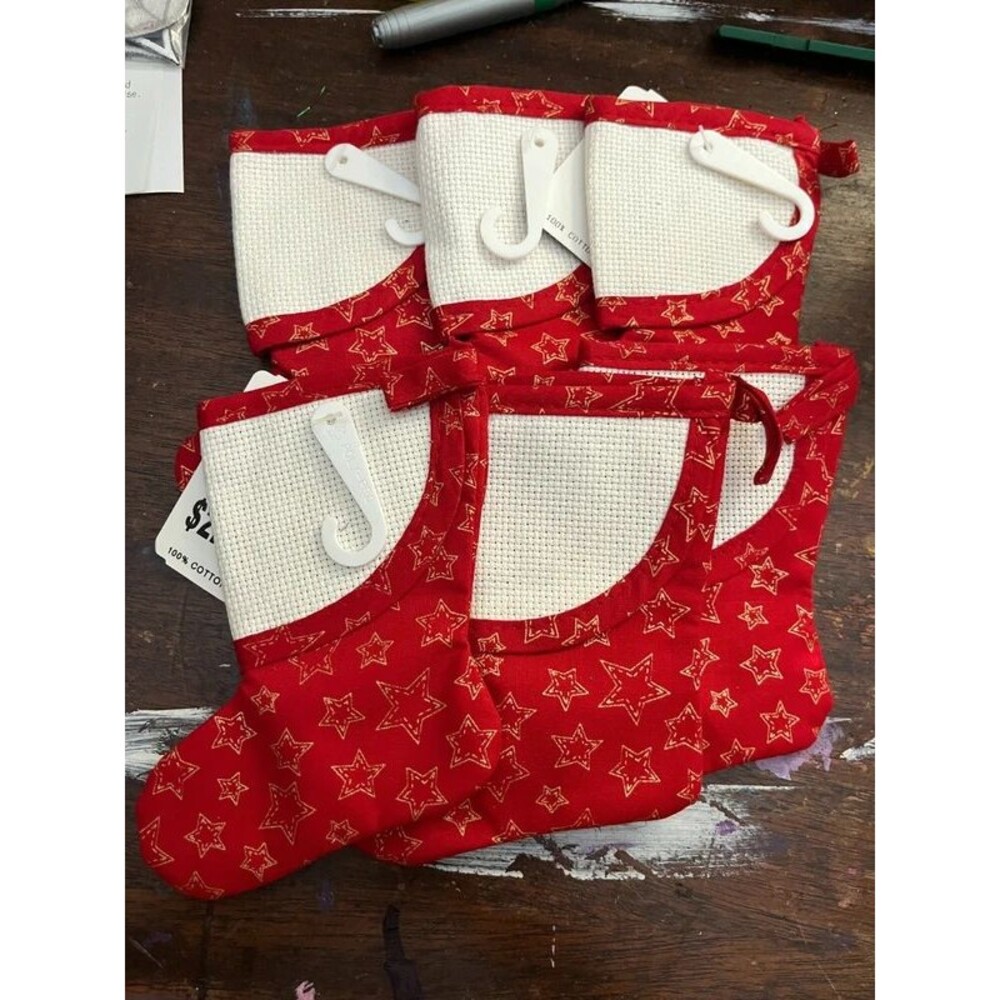 6 Charles Craft Mini Christmas Stockings